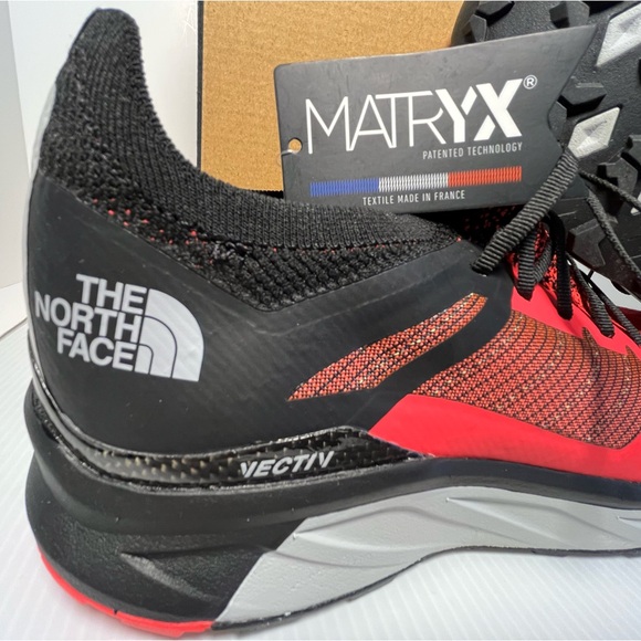 The North Face Flight Vectiv Ultralight w/Matryx Patented Tech Sneakers - Picture 2 of 16